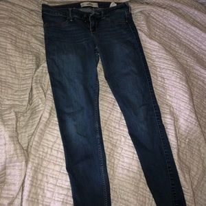 Hollister skinny jeans